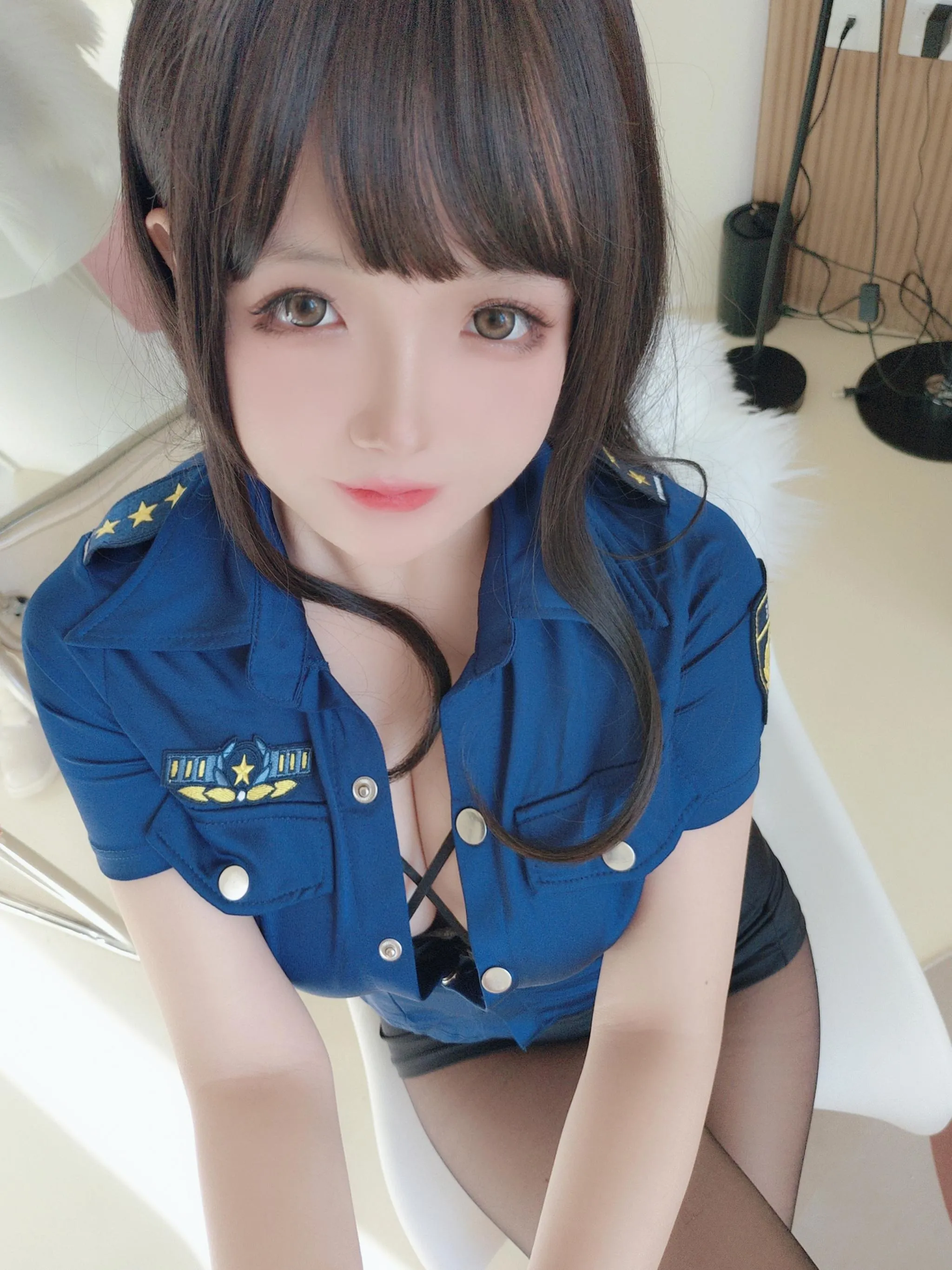 日奈娇 – NO.37 豹纹女警-自拍 [29P]插图3